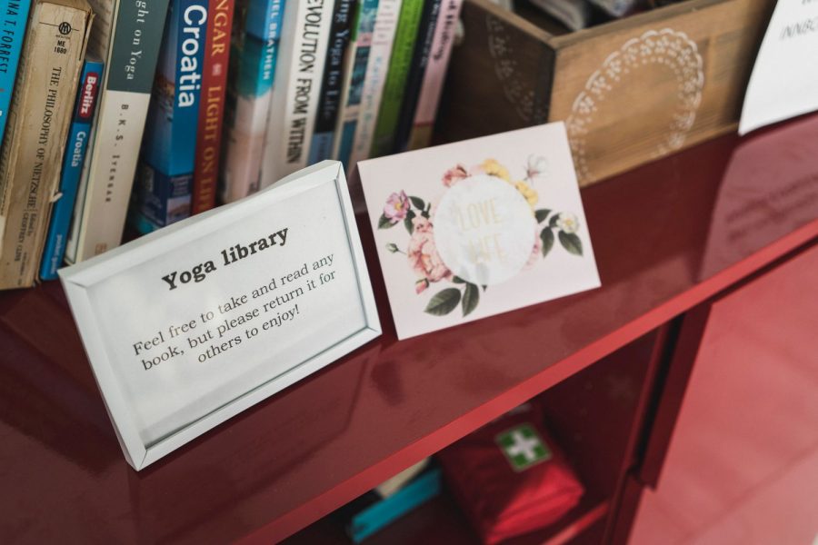 Top 5 amazing yoga books you must read!